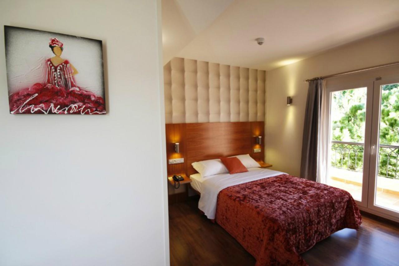Hotel Boutique Villa Erina By Bossh Hotels - Adults Recommended Манільва Екстер'єр фото