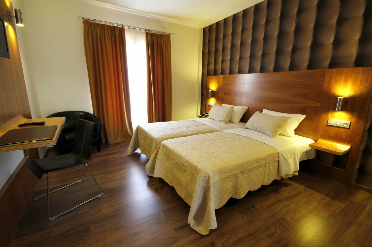 Hotel Boutique Villa Erina By Bossh Hotels - Adults Recommended Манільва Екстер'єр фото